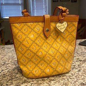 Dooney & Bourke